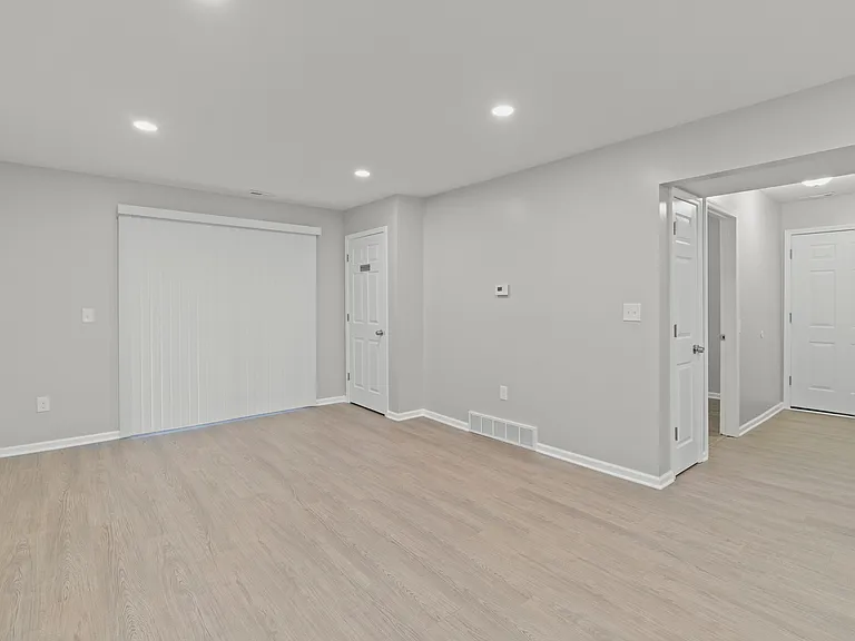816 Asylum St #1 — Photo 7