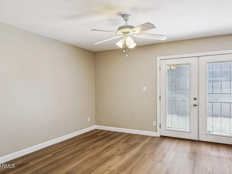 5006 S Birch St — Photo 8