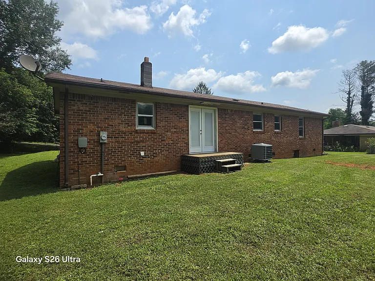 157 Moore View Home Rd — Photo 2