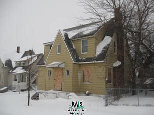 1st image of 13 Pinegrove St