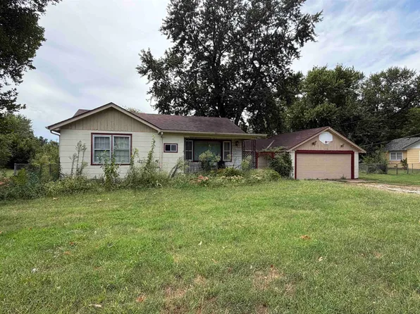 129 W 55th St S, Wichita, KS 67217