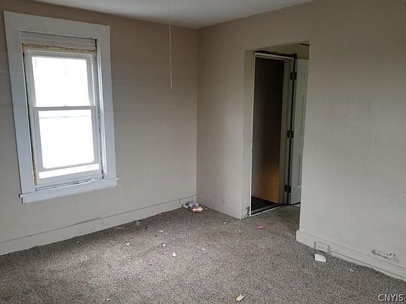 3rd image of 109 Hier Ave
