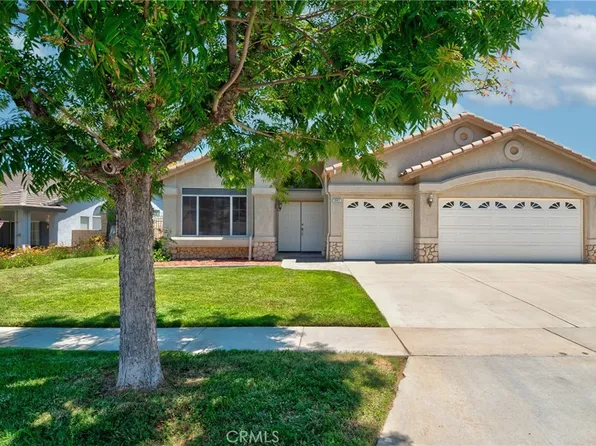 1041 Salem Dr, Corona, CA 92881