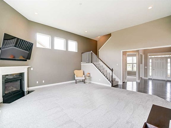 5th image of 755 Griffin Ln