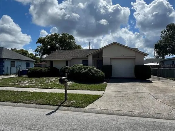 1332 Fuchsia Dr, Holiday, FL 34691