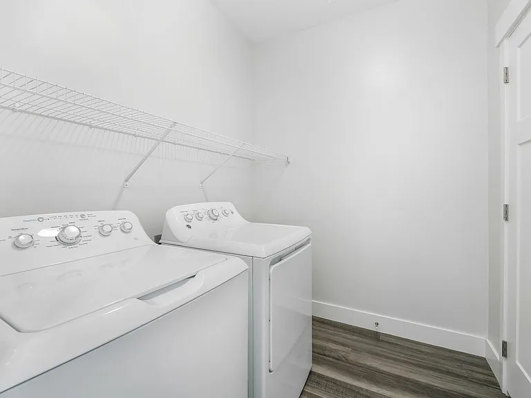 467 N 360 W #N202 — Photo 13