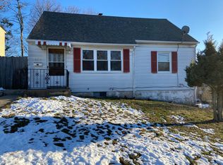 567 Queen St, Bridgeport, CT 06606