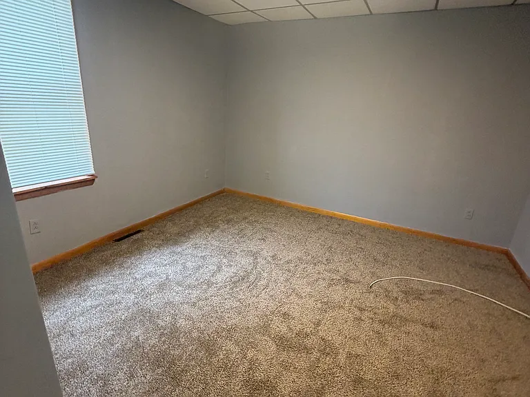 3195 S Park Ave #4 — Photo 8