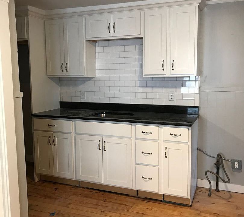 2nd image of 3 Merrimack St APT 2
