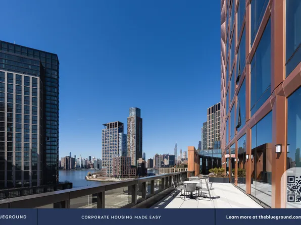 87 Commercial Street image 19 of 35