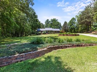 525 Orchid Ct, Stanley, NC 28164