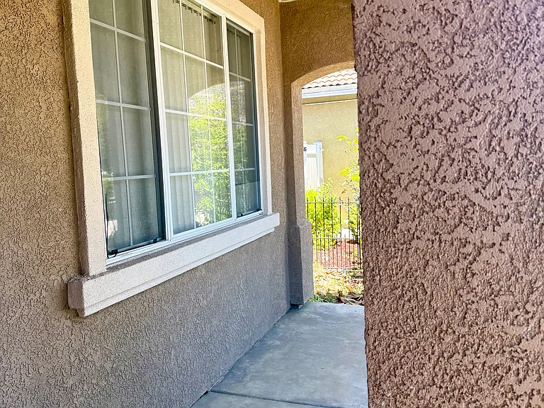 25710 Palermo Ct — Photo 4
