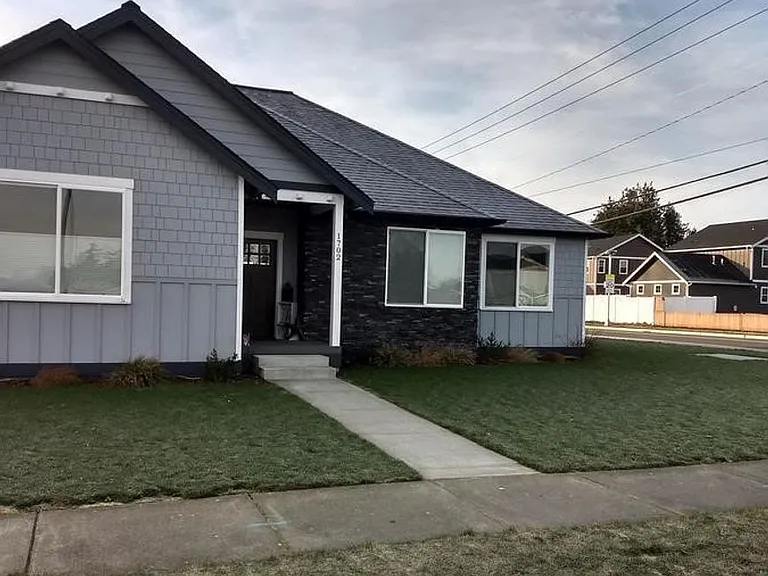 1702 Aaron Dr — Photo 18