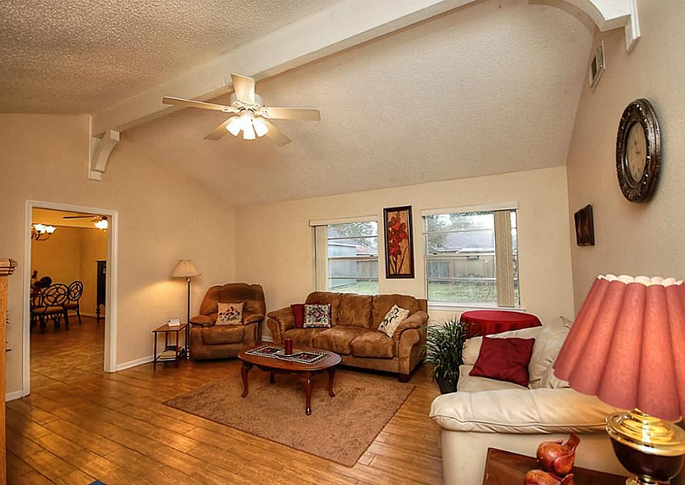 1st image of 5603 Groveton Ln
