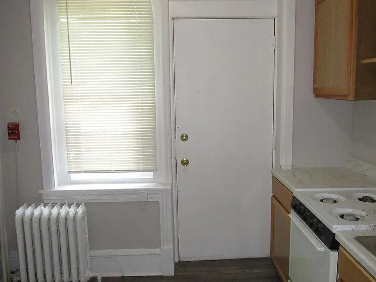 5358 Woodland Ave #2 — Photo 5