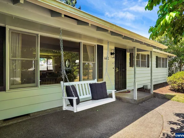 4431 Camellia Dr S, Salem, OR 97302