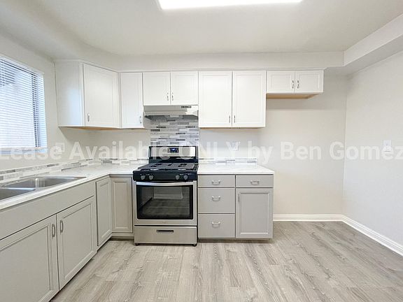 2nd image of 846 N Zeyn St #2