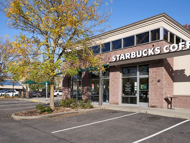 Conveniently Close to Drinks and Dining
