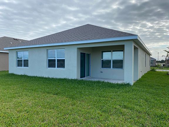 2nd image of 10658 SW Prato Way