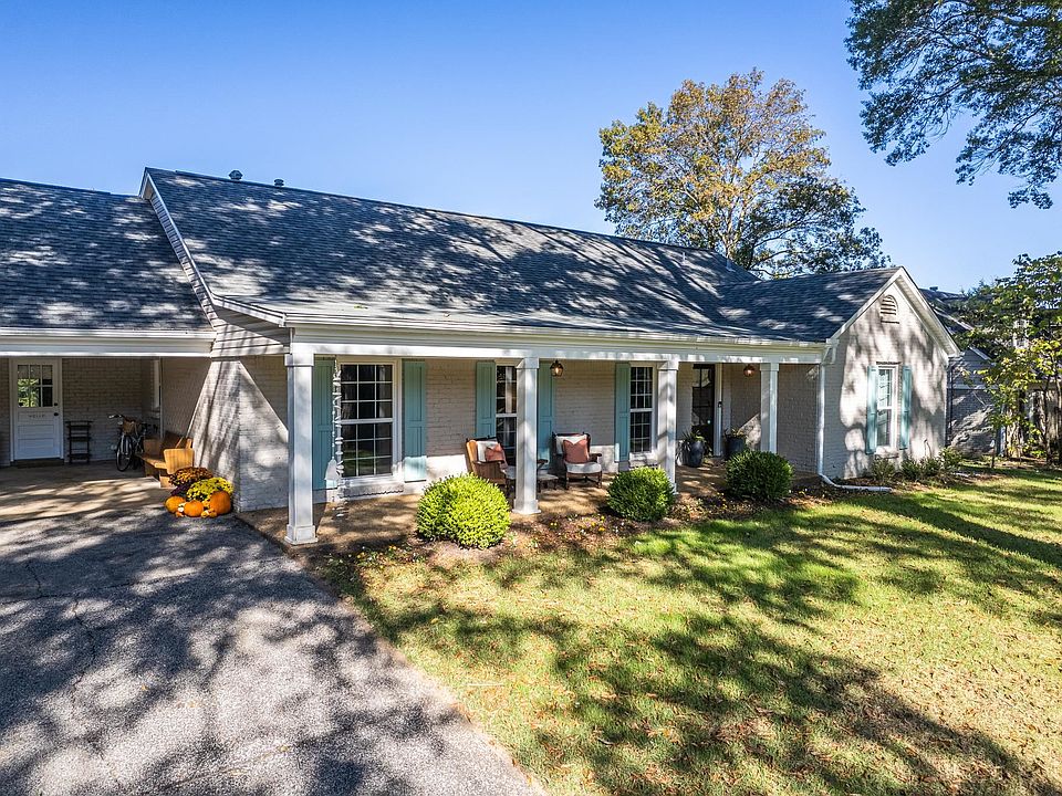 1st image of 1727 Bryn Mawr Cir
