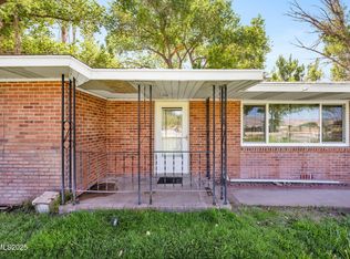 6 Green Acres Ln, Yerington, NV 89447