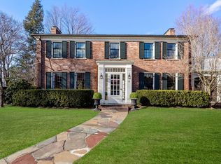 35 Lockwood Rd, Newton, MA 02465
