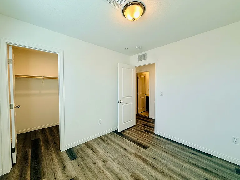 398 Moonlight Opera Ct — Photo 18