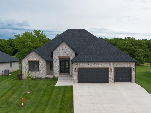 2nd image of 2105 N Silver Charm Avenue