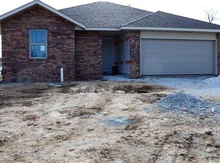 3212 E Liberty St, Republic, MO 65738