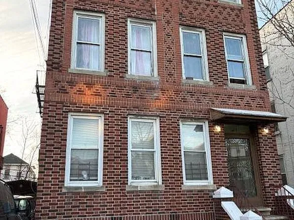 462 E 52nd St, Brooklyn, NY 11203