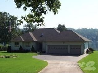 1300 Tiger Eye Cir, Horseshoe Bend, AR 72512