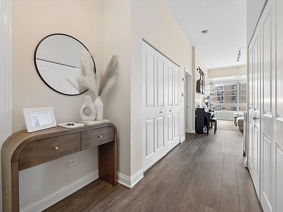 3rd image of 230 W Division St APT 602