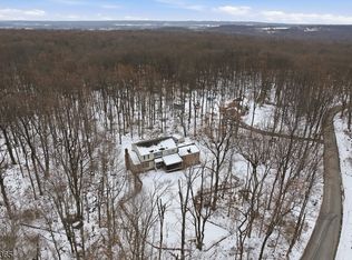 439 Long Hill Rd, Hillsborough Twp., NJ 08844