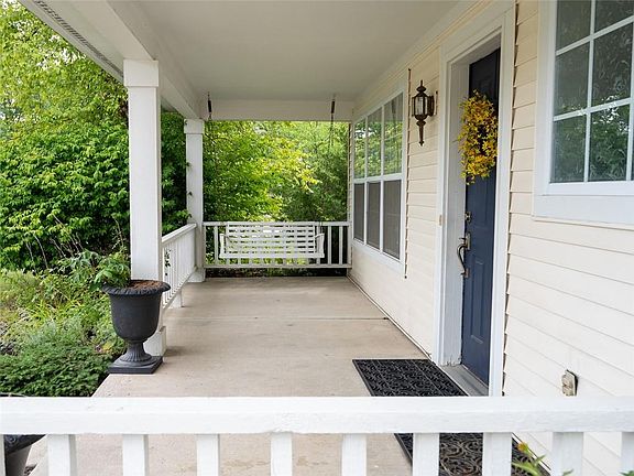 4th image of 3843 Cornwallis Ln