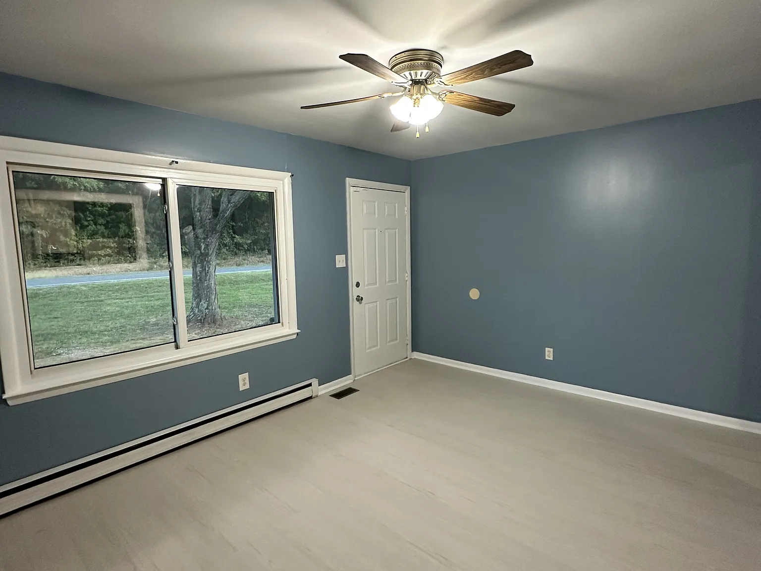 3675 East Ridge Road - 1 — Photo 3