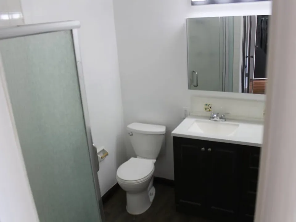 Second en suite Bath