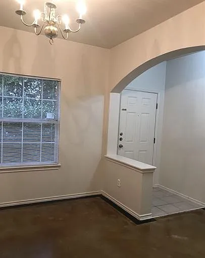 3 bed, 2.0 bath, 1460 sqft, $1,620 — Photo 4
