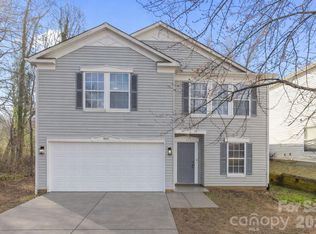 8618 Herons Pond Ct, Charlotte, NC