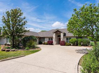 3133 Mulligan Way, Kerrville, TX 78028