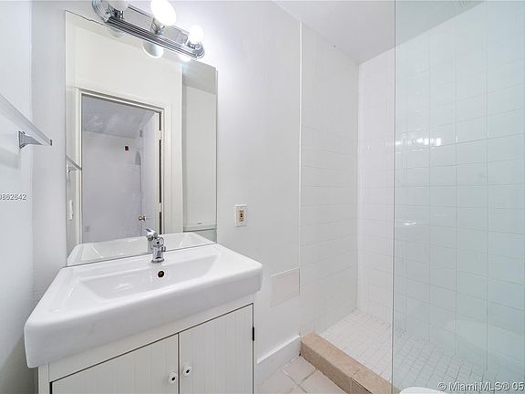 4th image of 5305 Biscayne Blvd #109