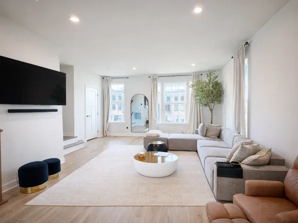 134 Summit Point Blvd, Bowie, MD