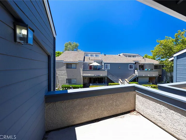 24442 Avenida De Los Ninos — Photo 14