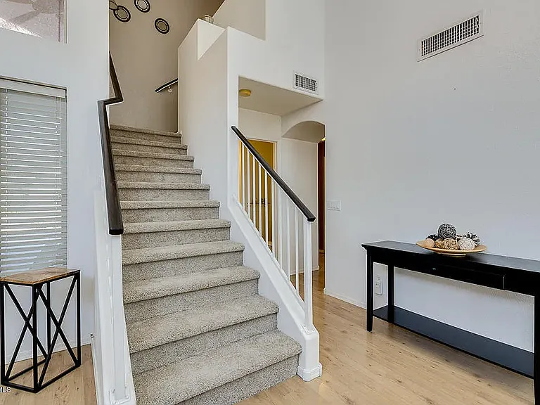 1348 S Heritage Dr — Photo 17