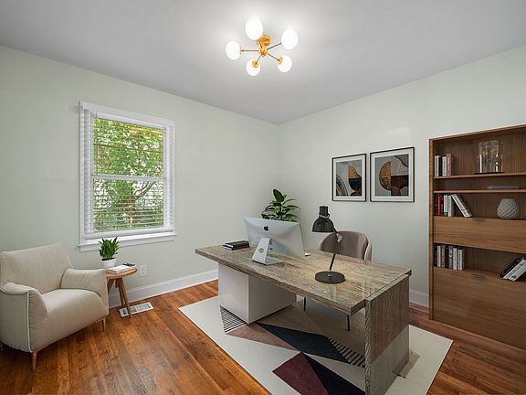 4th image of 1833 Penelope Rd NW