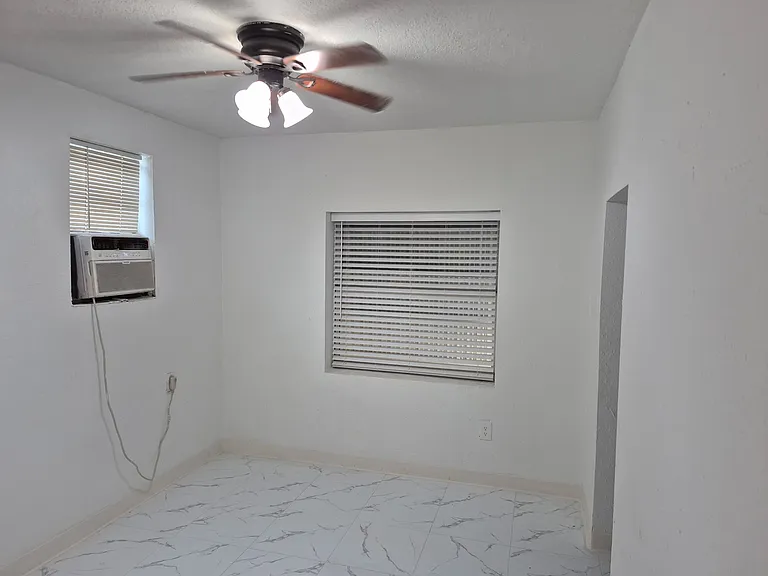 2113 Taylor St #2 — Photo 9