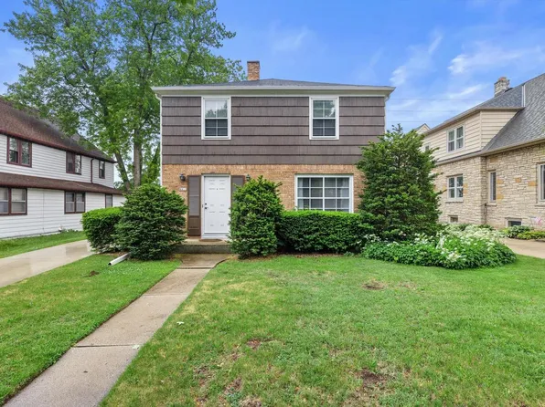 8811 W Hawthorne AVENUE #8813, Wauwatosa, WI 53226