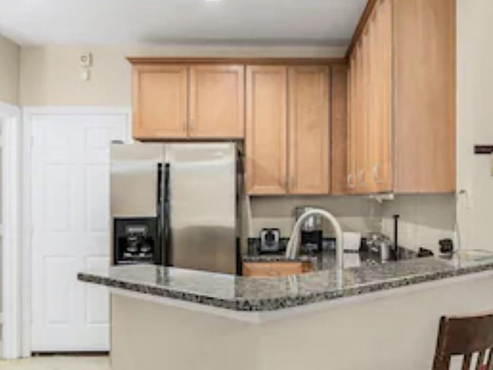 2nd image of 16082 Via Solera Cir