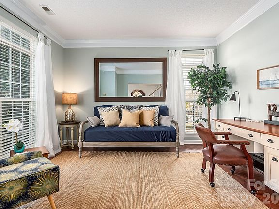 4th image of 156 Lighthouse Rd