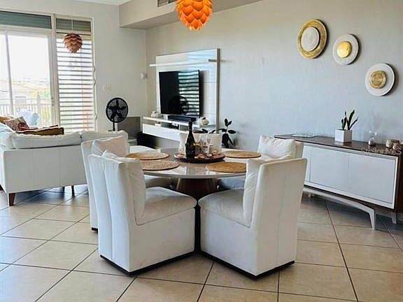 5th image of 75 Ocean Dr #341