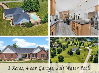 512 Meadowfield Ln, Wentzville, MO 63385